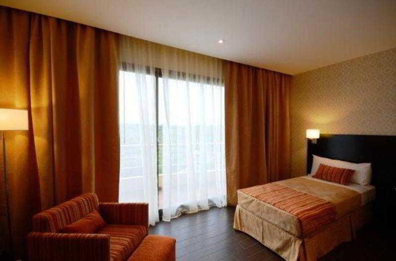 Grand Crucero Hotel Пуерто Игуасу Екстериор снимка